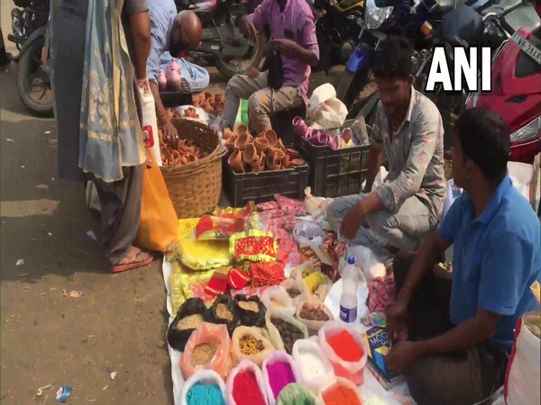 Visual from the Diwali market at West Bengal's Asansol (Photo/ANI)