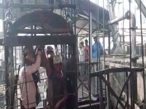 Seventy labourers trapped in coal mine were rescued in Asansol on Sunday. Photo/ANI 