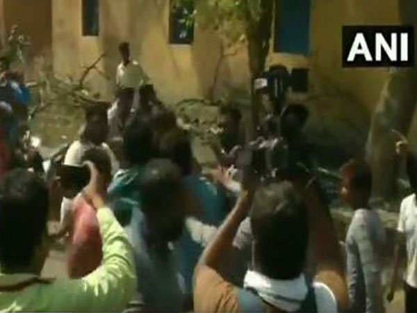 Violence in Asansol during polling.