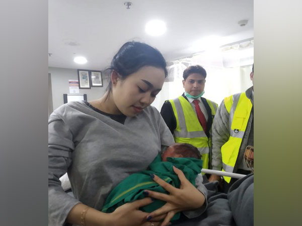 Woman from Thailand delivered baby during flight [Photo/ANI]
