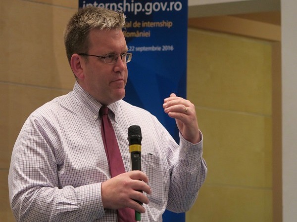 Dean R Thompson (Photo Credit: Thompson's twitter)