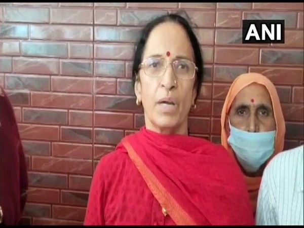 Asha Ranaut speaking to reporters in Mandi, Himachal Pradesh on Thursday. 