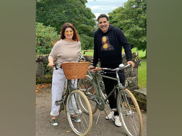 Twinkle Khanna and Akshay Kumar (Image courtesy: Instagram)