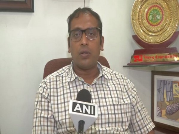 Indore Municipal Commissioner Asheesh Singh speaking to ANI on Sunday. Photo/ANI 