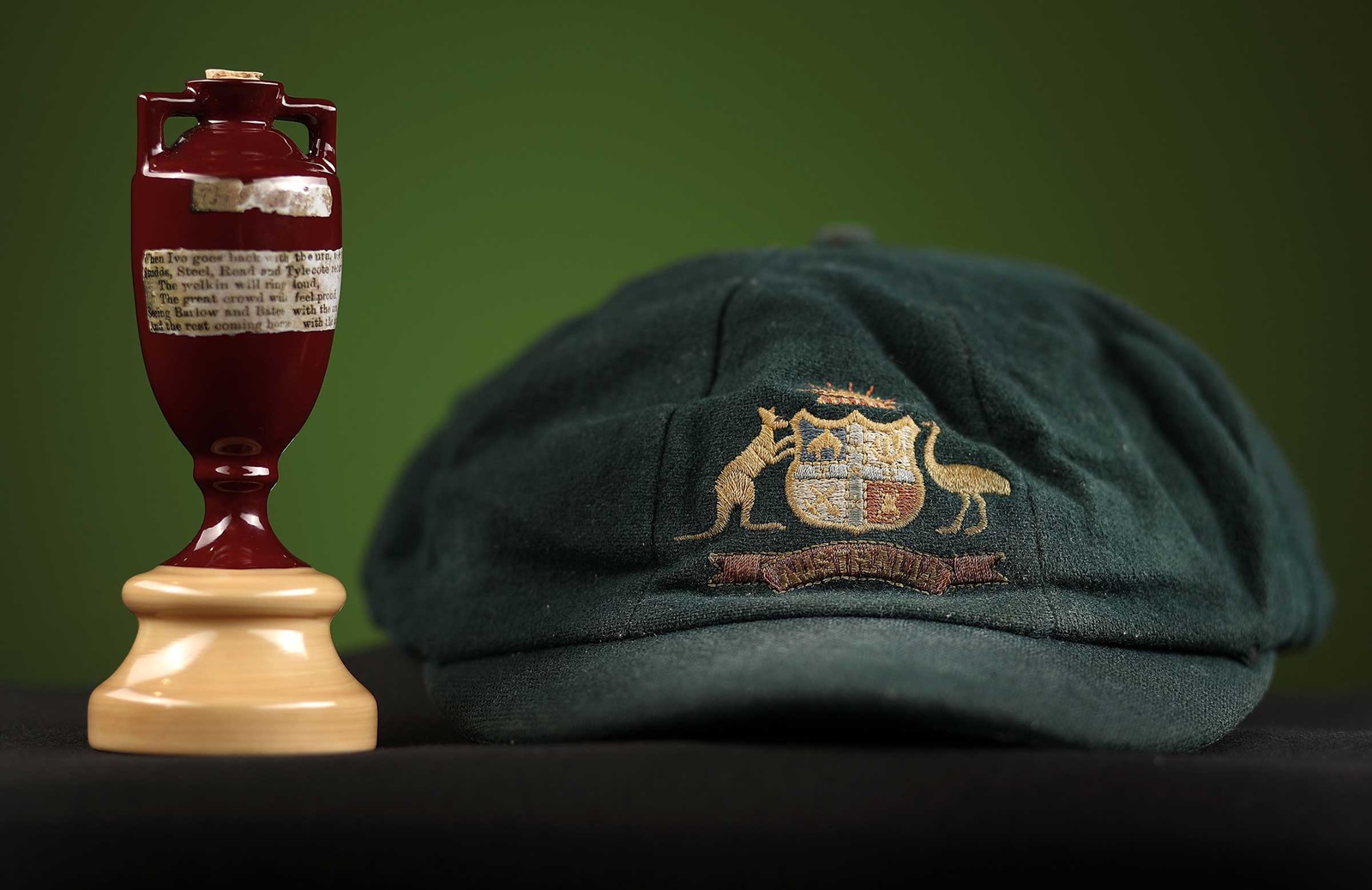 Ashes urn with an Australian Test cap (Photo/Cricket Australia)