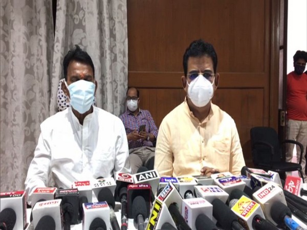 Bharatiya Janata Party MP Shankar Lalwani and State Minister Tulsi Silawat