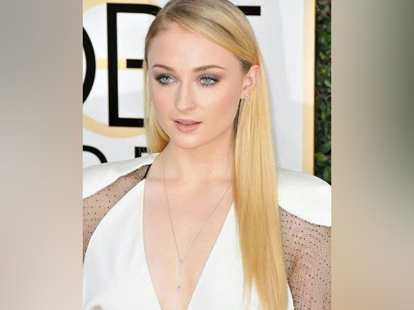 Sophie Turner (Image Source: Instagram)