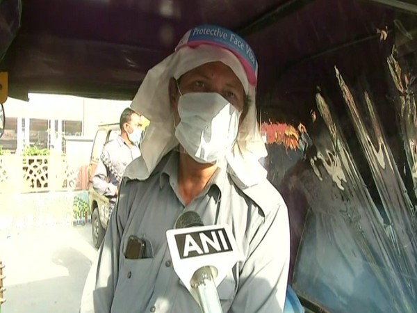 Anil Prasad, an auto driver, talking to ANI on Tuesday. Photo/ANI