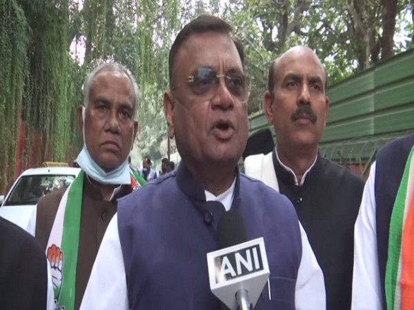 Avinash Pandey with other Congress leaders after meeting with Rahul Gandhi. (ANI/photo)