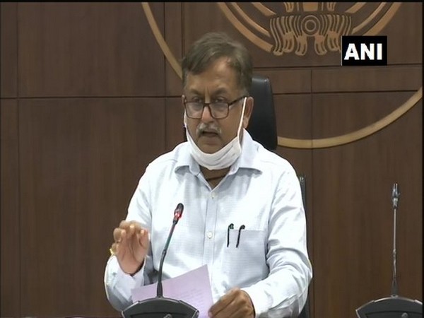 Uttar Pradesh Additional Chief Secretary, Home, Awanish K Awasthi addressing a press conference in Lucknow on Monday. Photo/ANI