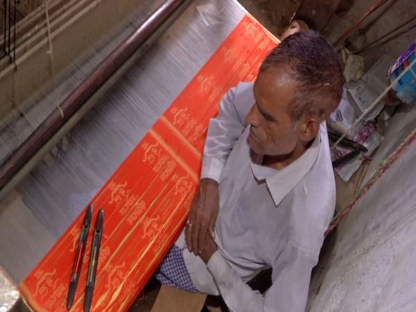 Bachche Lal, handloom weaver who is preparing a special cloth for Prime Minister Narendra Modi. (Photo/ANI)