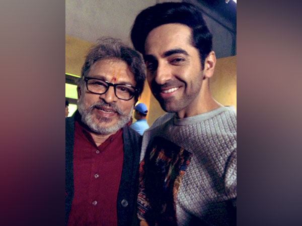 Annu Kapoor and Ayushmann Khurrana, Image courtesy: Twitter