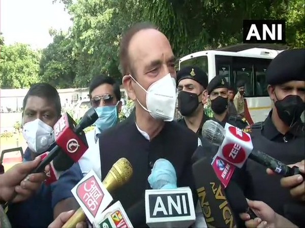 Congress leader Ghulam Nabi Azad speaking to media in New Delhi on Saturday. 