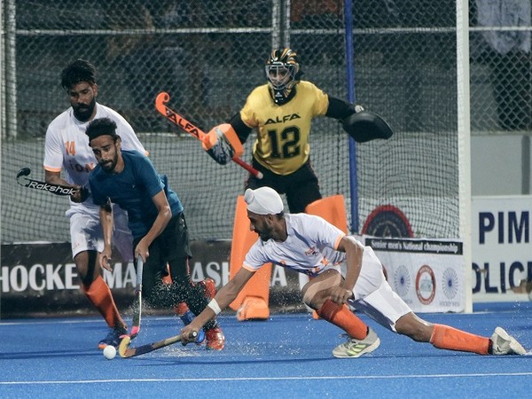 Punjab and Uttar Pradesh in action during the final (Image: Hockey India)