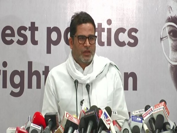 Prashant Kishor addressing a press conference in Patna (Photo:ANI)