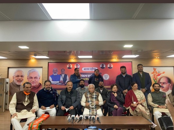 Former Vice President of Chandigarh Congress Devinder Singh Babla along with his wife Harpreet Kaur Babla joins BJP. 