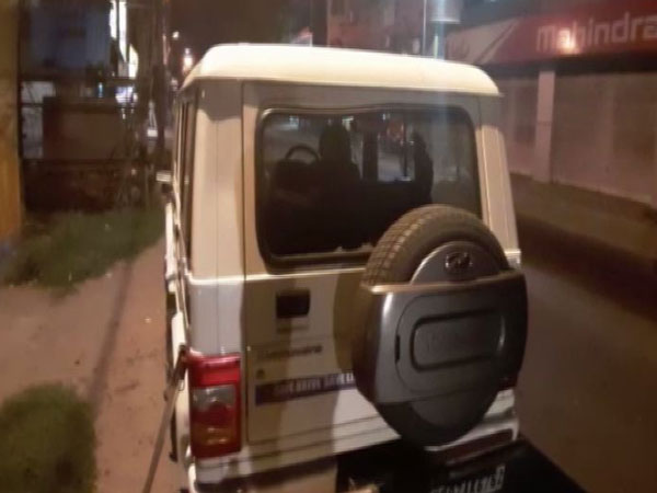 Union Minister Babul Supriyo's security personnel’s vehicles were attacked in West Bengal on Sunday. Photo/ANI