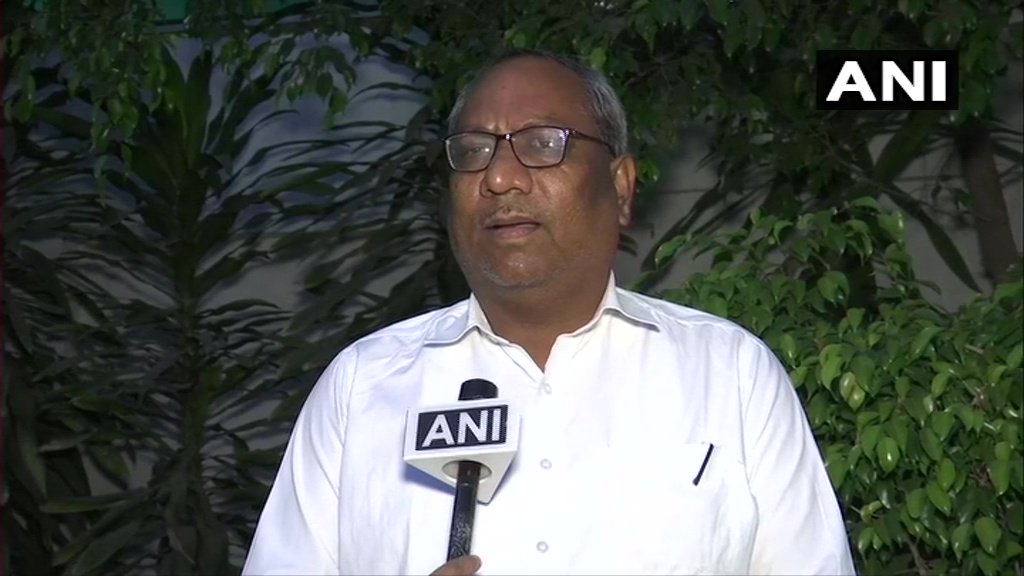 Nishad Party chief Sanjay Nishad talking to ANI in Lucknow on Friday. Photo/ANI
