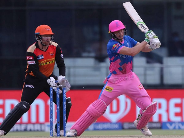 RR batsman Jos Buttler and SRH wicket-keeper Jonny Bairstow (Image: BCCI/IPL)
