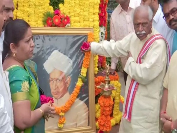 Bandaru Dattatreya paid tribute to the former president Dr Sarvepalli Radhakrishnan on Thursday. Photo/ANI