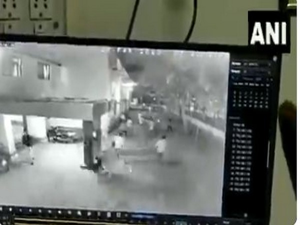The incident was captured in CCTV camera. Photo/ANI