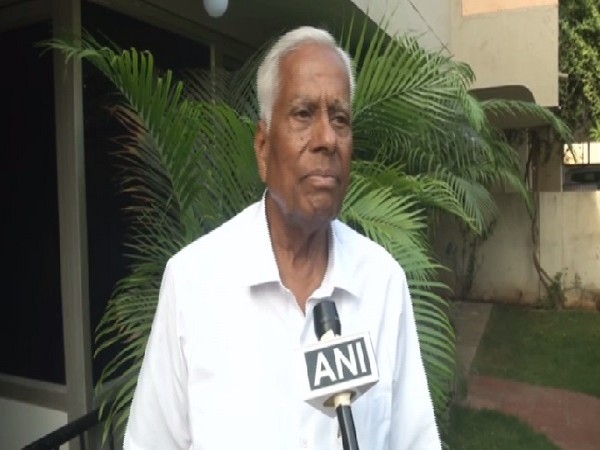 BJP leader Basavaraj Ingin speaking to ANI in Kalaburagi in Karnataka on Saturday. Photo/ANI