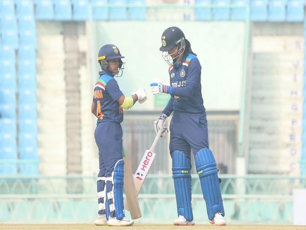 Batters Punam Raut and Smriti Mandhana (Image: BCCI)