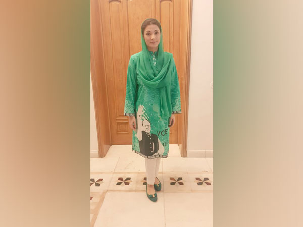 PML-N leader Maryam Nawaz donning the kurta demanding Nawaz Sharif's release from jail 