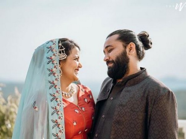 Sanah Kapur, Mayank Pahwa (Image source: Instagram)