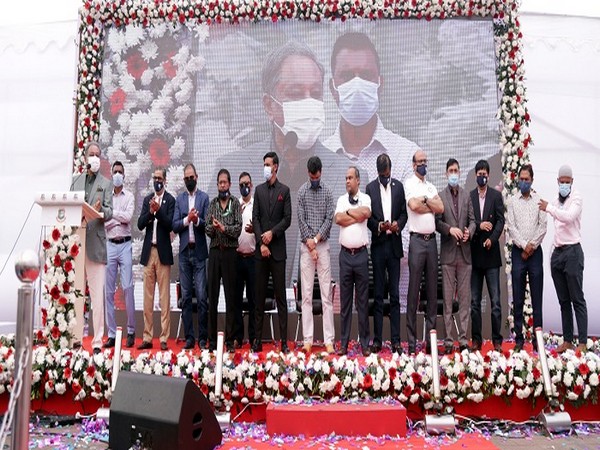 Razzak and Nafees were honoured at the Shere Bangla National Stadium (Image: BCB)