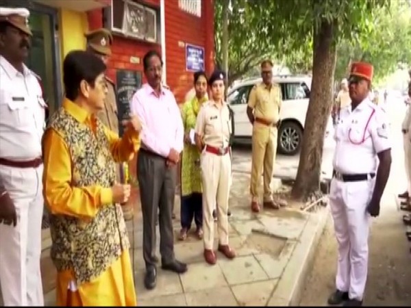 Lieutenant Governor Kiran Bedi on Saturday paid a surprise visit to the East Traffic Station in Puducherry city. Photo/ANI