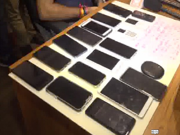 Mobile phones confiscated after arrest  of betting racketeers in Vadodara, Gujarat on Thursday. Photo/ANI 