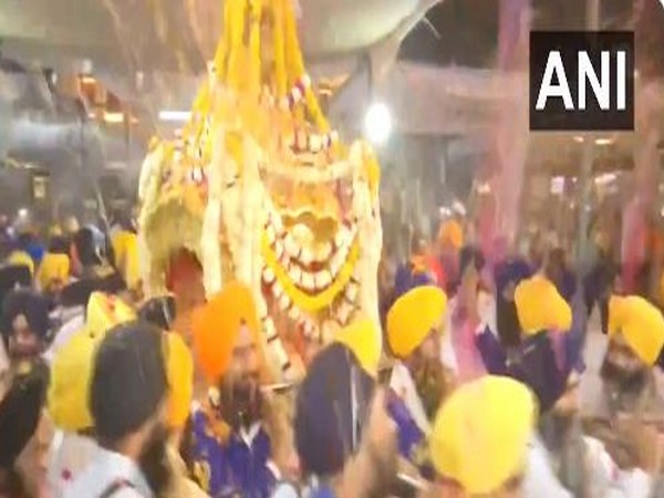 Hola Mohalla celebration at Golden temple, Amritsar