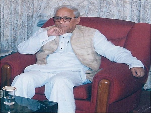 Former West Bengal Chief Minister Buddhadeb Bhattacharjee (File Photo/ANI)