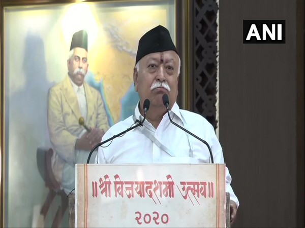 RSS chief Mohan Bhagwat addressing the event in Nagpur. (Photo/ANI)
