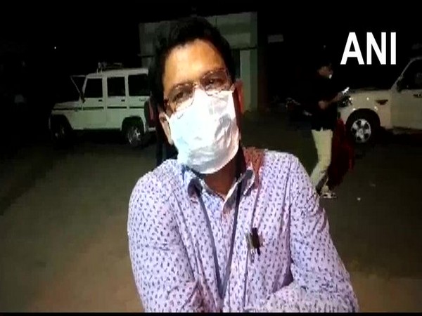 Sendhwa Block Medical Officer speaks to ANI on Saturday [Photo/ANI]