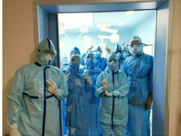 A photo of the team of medics at AIIMS, Bhopal. 