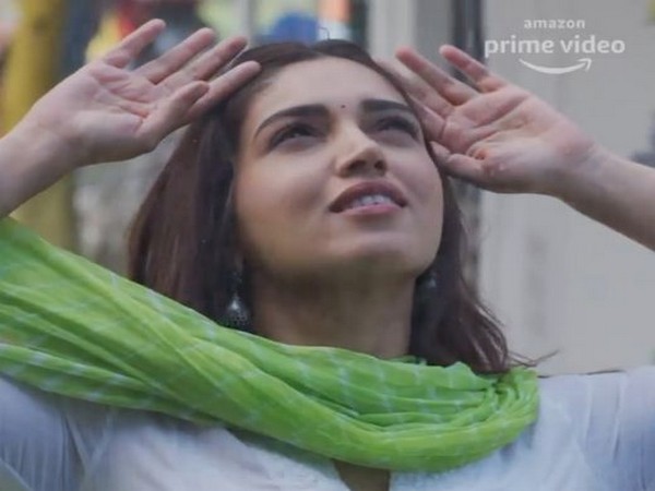 Bhumi Padnekar in a still from song Baras Baras (Image Source: Instagram)