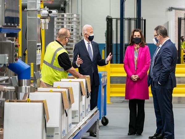 US President Joe Biden visited Kalamazoo, Michigan to tour a Pfizer manufacturing plant (Photo Credit: Twitter/ Joe Biden)