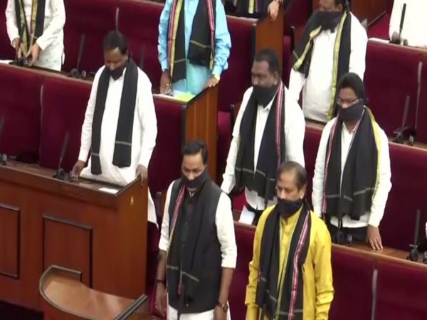 BJP MLAs covered their mouth with a black cloth during the winter session in Assembly. Photo/ANI