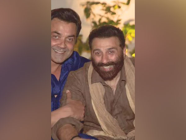 Bobby Deol and Sunny Deol (Image source: Instagram)
