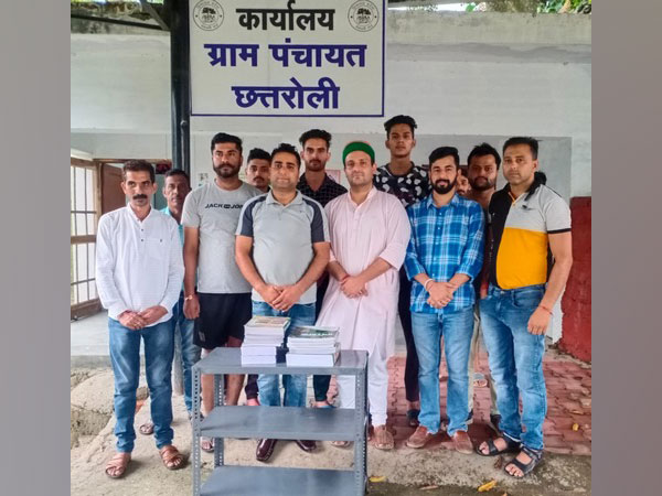 Akil Bakhshi, the director and founder of 'Ranjeet Bakhshi Jankalyan Sabha' working on setting up libraries