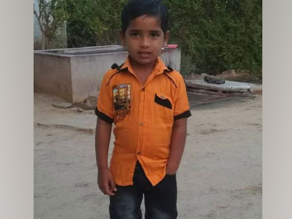 Murli died after a snake bite him in Chandarlapadu mandal in Krishna district. 