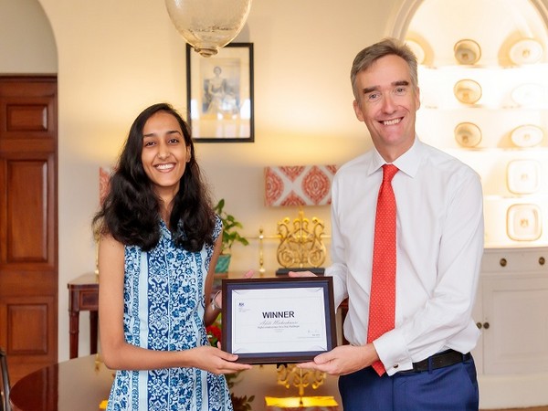 Rajsthan girl Aditi Maheshwari with British High Commissioner Alex Ellis