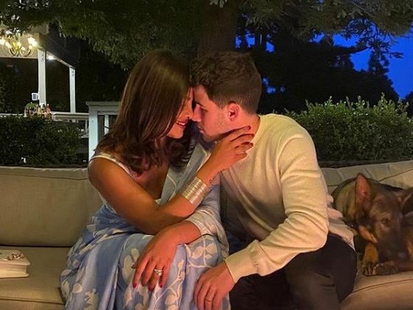 Priyanka Chopra and Nick Jonas (Image source: Instagram)