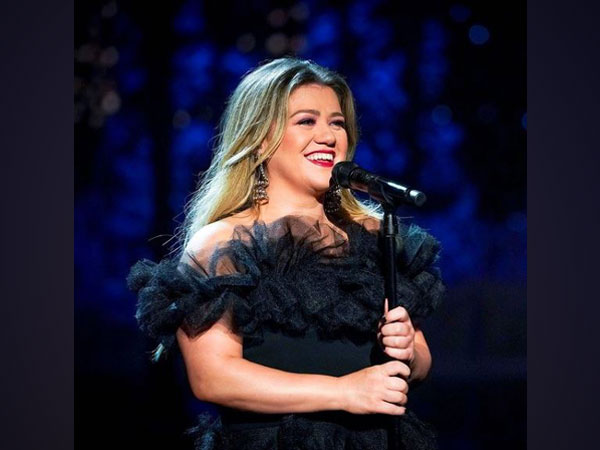 Kelly Clarkson (Image source: Instagram)