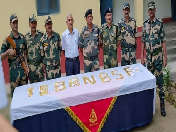 A visual of the Gold seized by BSF. 