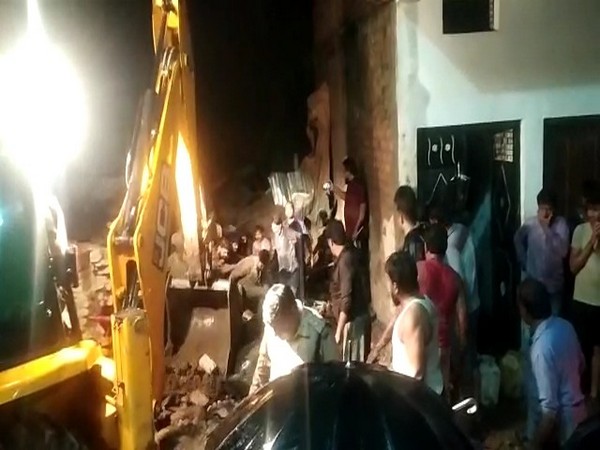 A visual of the collapsed building in Ashta area of Sehore district. (Photo/ANI) 
