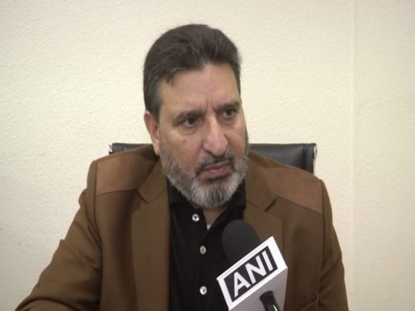 Altaf Bukhari talking to ANI in New Delhi on Saturday 