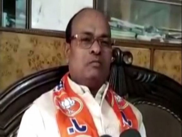 Devendra Singh Lodhi speaking to ANI in Bulandshahr on Friday. Photo/ANI